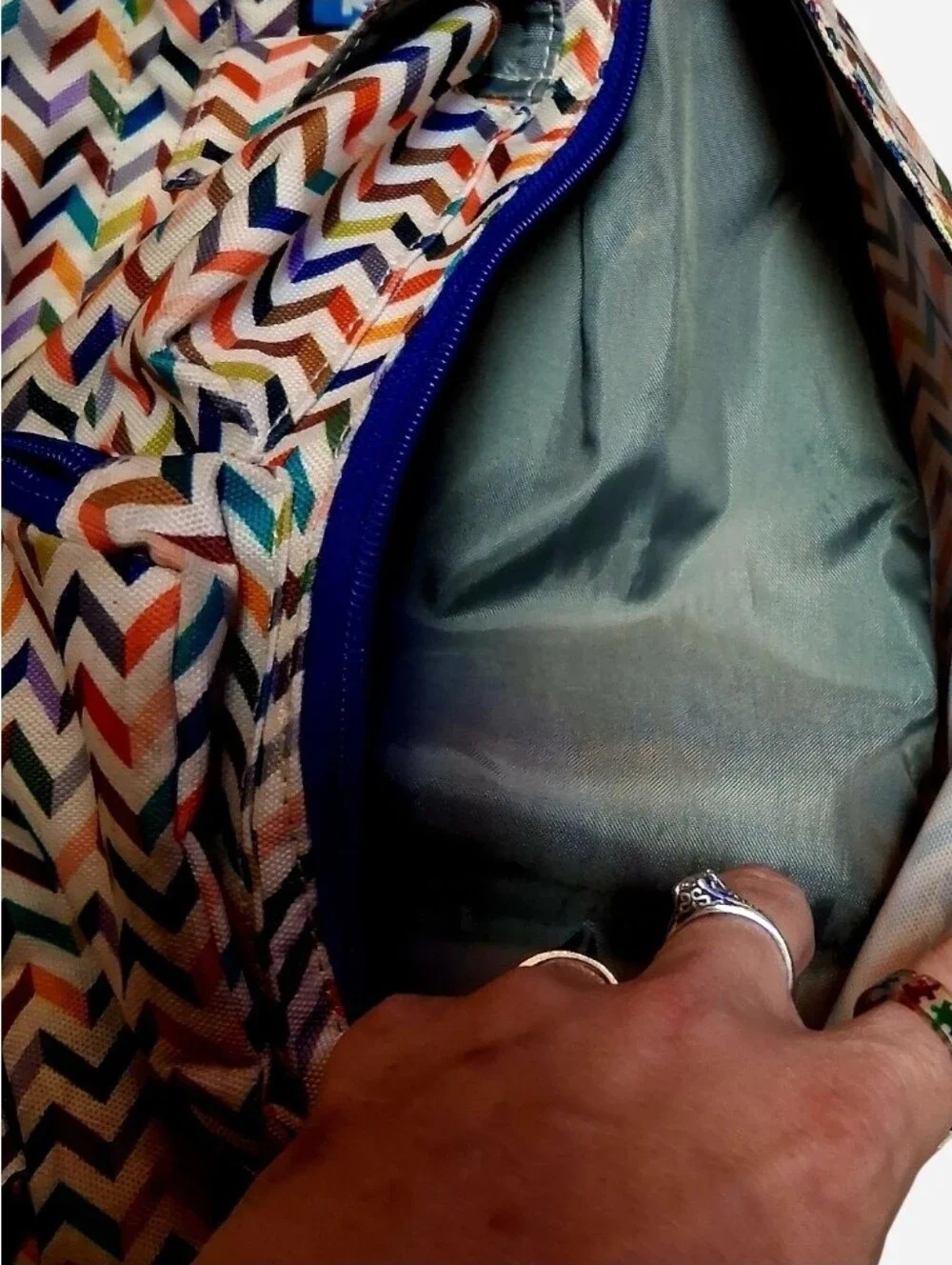 Kavu Chevron Sling Pack